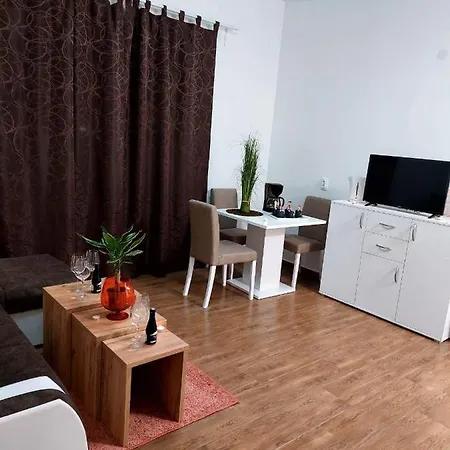 Filigran 아파트호텔 팔릭